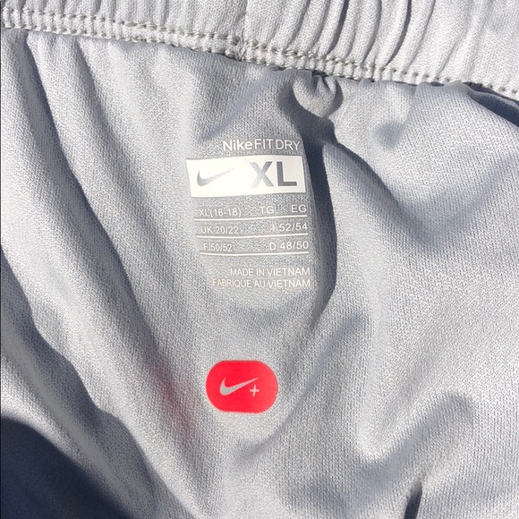 NWT Running short-Nike Fit dry - size XL - Picture 14 of 16